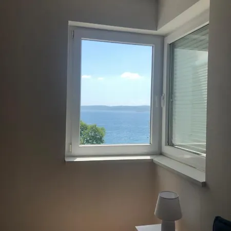 Lea Apartment *